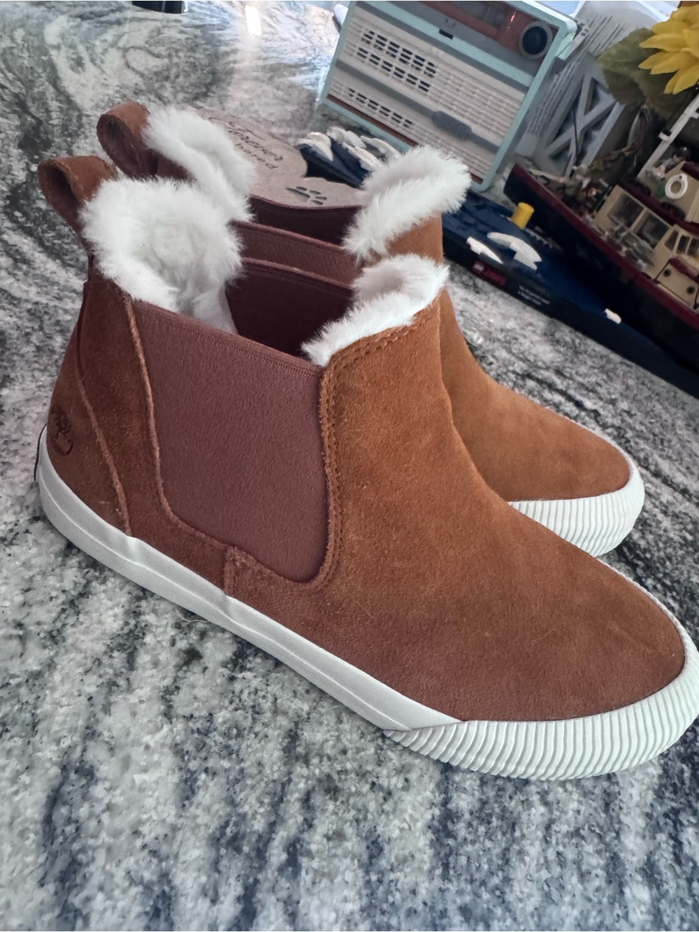 Timberland booties women’s 8.5 New without box.